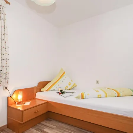 - Vakantiehuis *